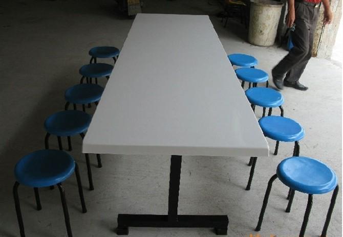 厂家直销玻璃钢凳面 快餐桌带靠背椅面 蓝色橘色看台户外凳面
